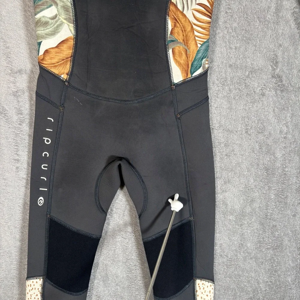 Rip Curl Dawn Patrol Youth 8 Tropical Floral Fullsuit Wetsuit Black 3/2mm Zip